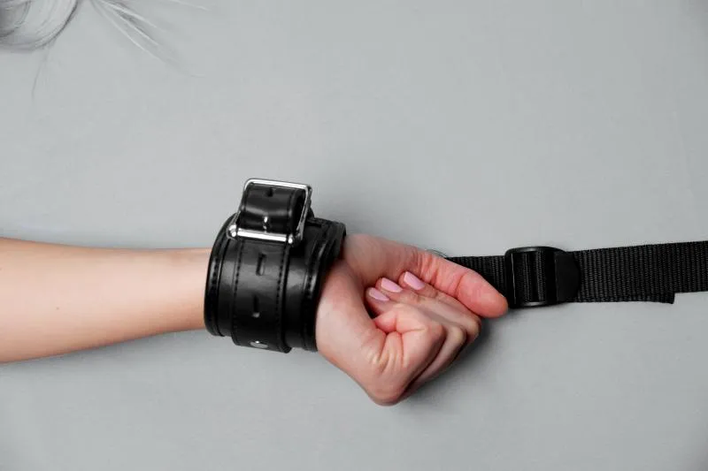 XR Brands - Bett-Fesselset Bettfesseln - Schwarz