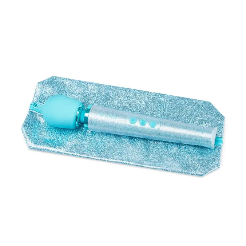 Le Wand – Petite All That Glimmers Vibrator – Blau