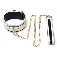 Kink in the Dark - Leuchtendes Halsband mit Gurt Kink in the Dark - Leuchtendes Halsband mit Gurt