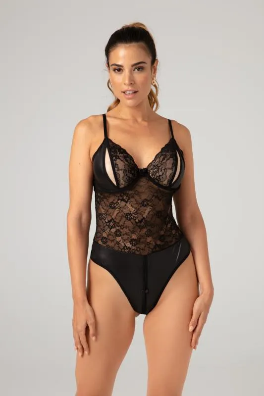 Christine »Vesper« Body