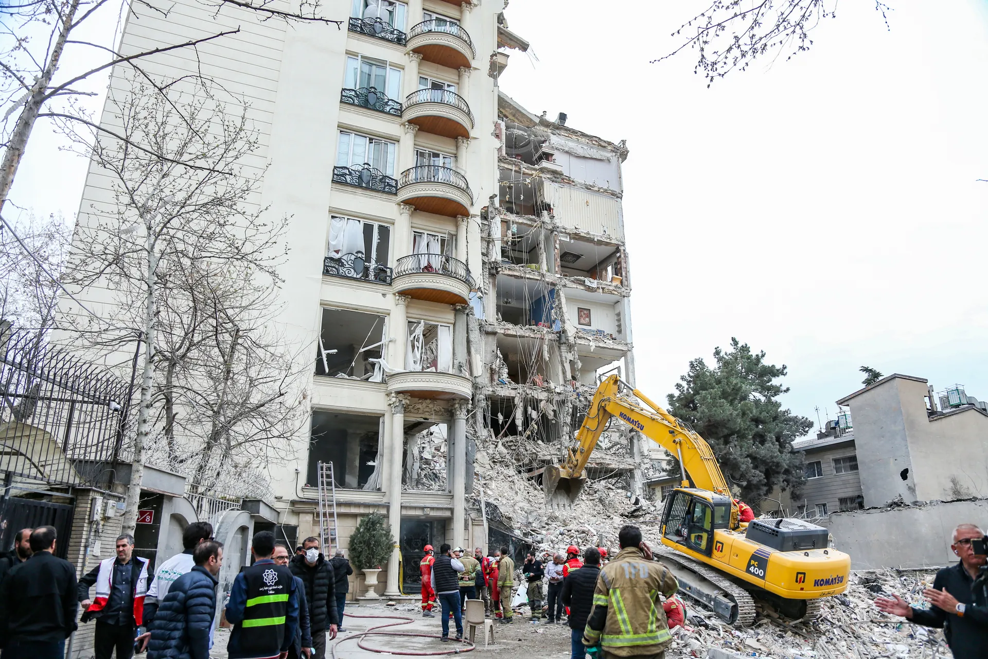 Iran Military Desertions Rise as US Strikes Damage Morale and Command ...