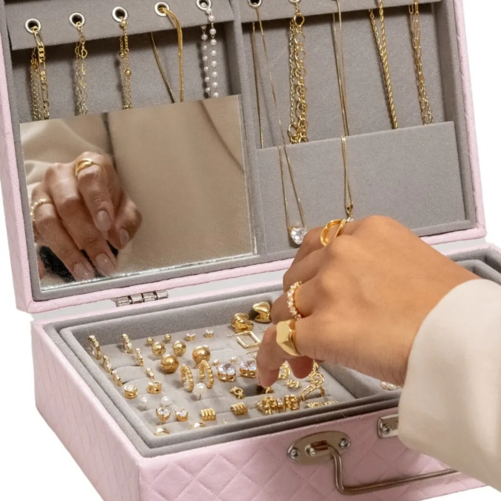Kit Semi Joias de Luxo 20 Peças Revenda Atacado (Não vem Maleta) Banhado em Ouro 18k Alto Padrão Kit Semi Joias de Luxo 20 Peças Revenda Atacado (Não vem Maleta) Banhado em Ouro 18k Alto Padrão