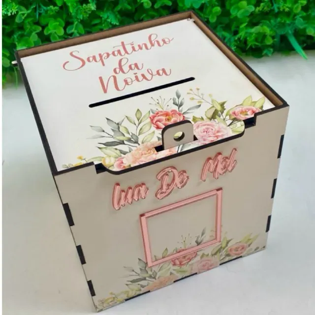 CAIXA PARA CASAMENTO LUA DE MEL GRAVATA SAPATINHO DA NOIVA ROSAS CLARAS CAIXA PARA CASAMENTO LUA DE MEL GRAVATA SAPATINHO DA NOIVA ROSAS CLARAS