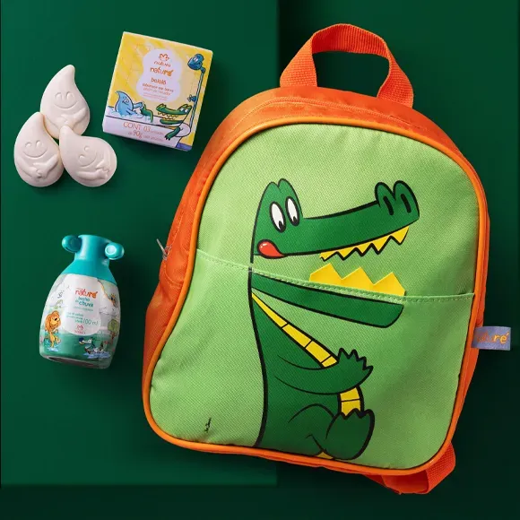 Presente Naturé Banho de Chuva com Mochila Jacarezinho Com Cupom Presente Naturé Banho de Chuva com Mochila Jacarezinho Com Cupom