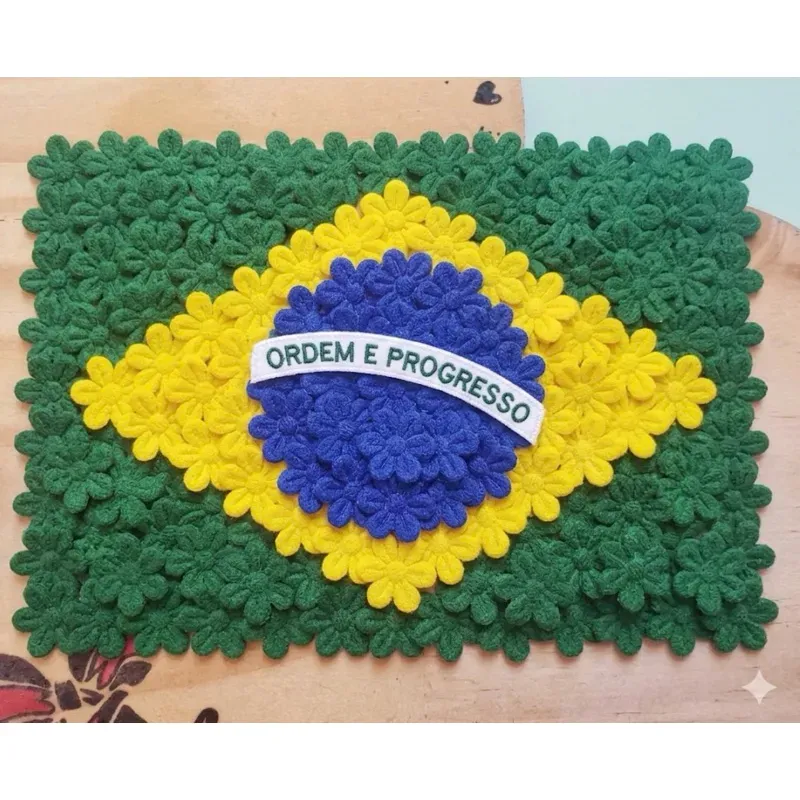 Flor florzinha Ultrassom Cores do Brasil Futebol tecido escolha a cor Flor florzinha Ultrassom Cores do Brasil Futebol tecido escolha a cor