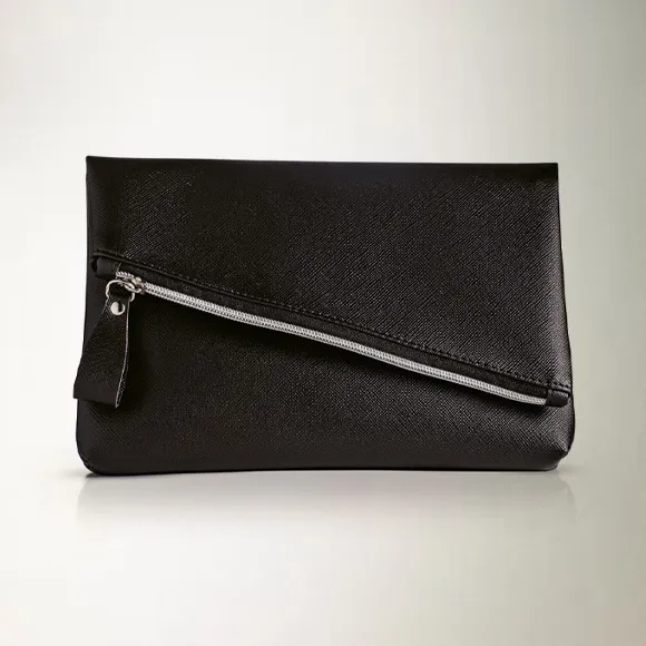 Apenas R$ 42,41 Clutch Essencial Exclusivo Feminino com meu cupom Apenas R$ 42,41 Clutch Essencial Exclusivo Feminino com meu cupom