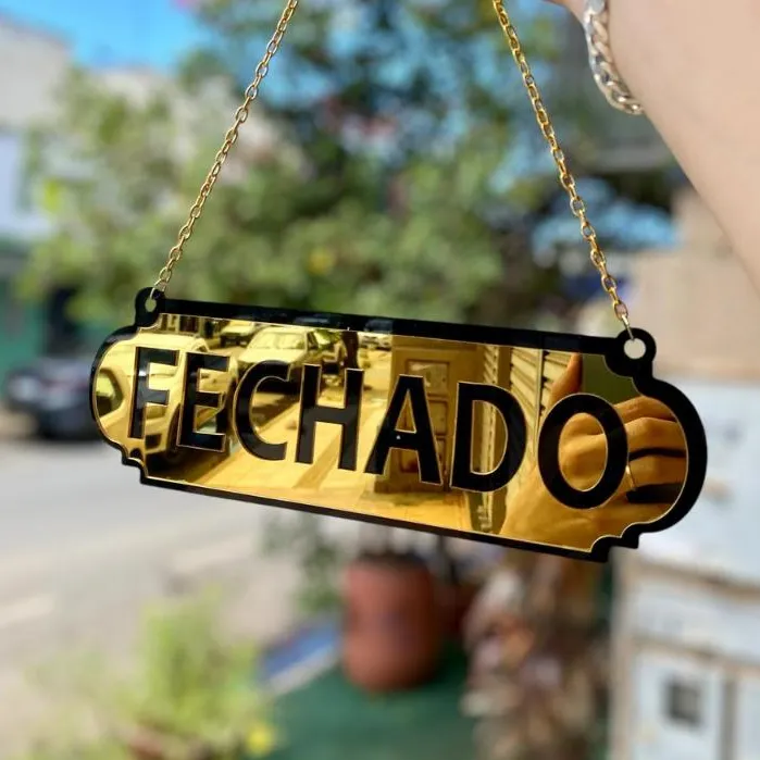 PLACA DE SINALIZAÇÃO ABERTO E FECHADO EM ACRÍLICO COM VENTOSA PLACA DE SINALIZAÇÃO ABERTO E FECHADO EM ACRÍLICO COM VENTOSA