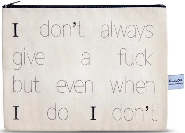 4LOU Vanity Bag Don’t give a F* – 100% Canvas Swarovski Applikationen 4LOU Vanity Bag Don’t give a F* – 100% Canvas Swarovski Applikationen