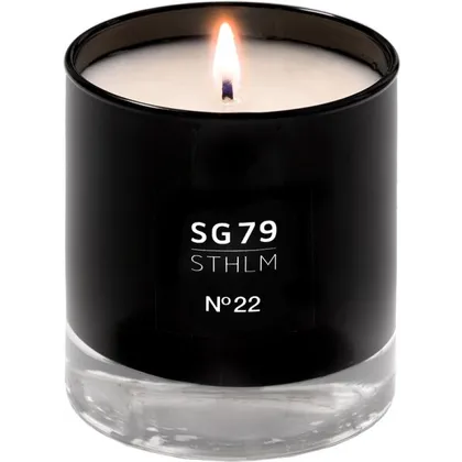 SG79 | STHLM No. 22 Green Duftkerze 145 g SG79 | STHLM No. 22 Green Duftkerze 145 g