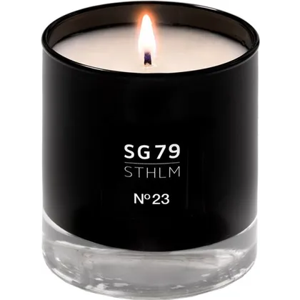 SG79 | STHLM No. 23 Yellow Duftkerze 145 g SG79 | STHLM No. 23 Yellow Duftkerze 145 g