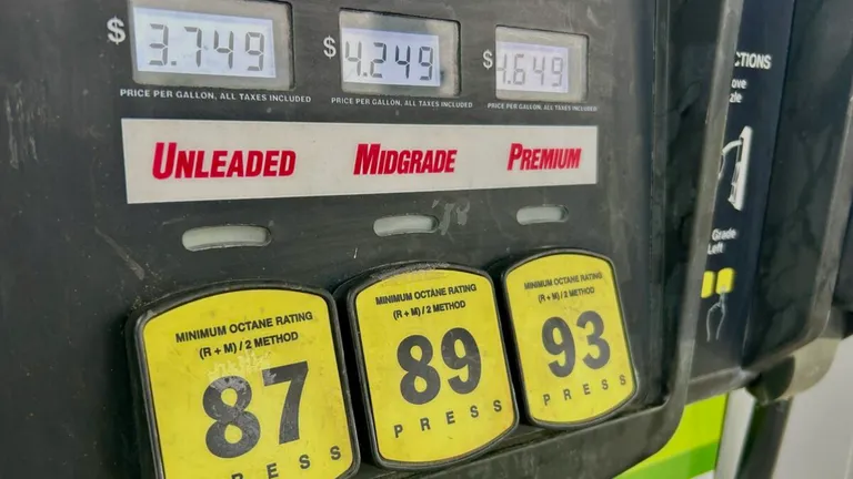Cheapest gas in Birmingham right now: Stations below .60 as average hits .76 Cheapest gas in Birmingham right now: Stations below .60 as average hits .76