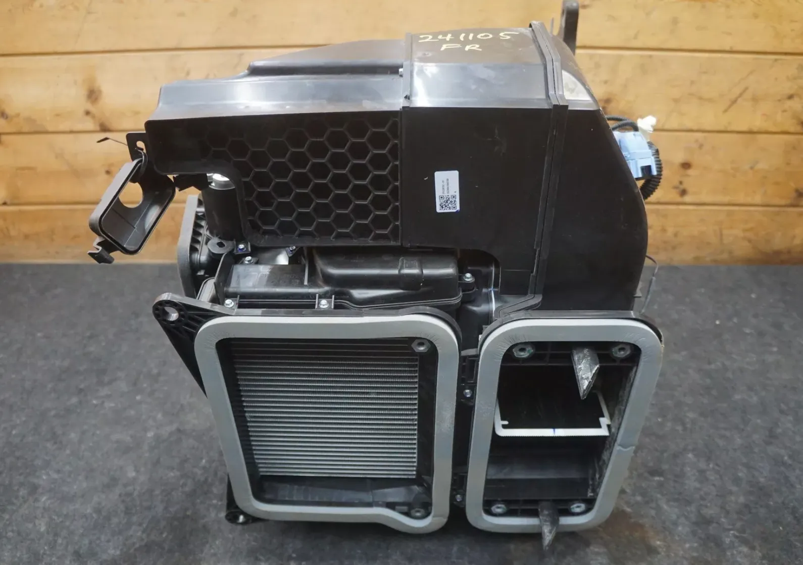 1809889-00-G Волога сторона кліматичної системи WET SIDE HVAC