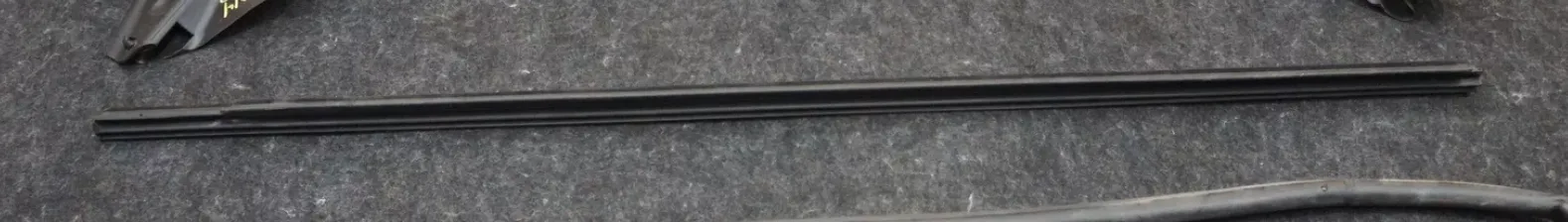 1811226-00-G Ущільнювач переднього краю лобового скла WINDSHIELD FRONT EDGE SEAL