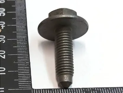 1112247-00-A Болт M8x28 BOLT