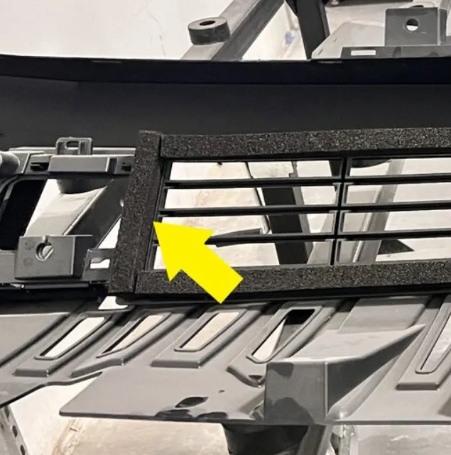 1846458-00-A Бокова поролонова ущільнювальна прокладка FOAM SEAL – SIDE