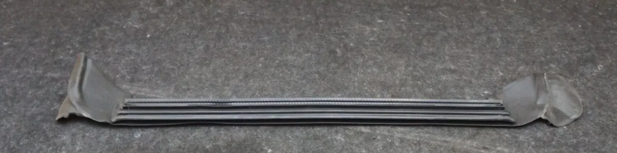 1808591-00-C Внутрішній поясний ущільнювач задніх лівих дверей INNER BELT SEAL – REAR DOOR – LEFT HAND