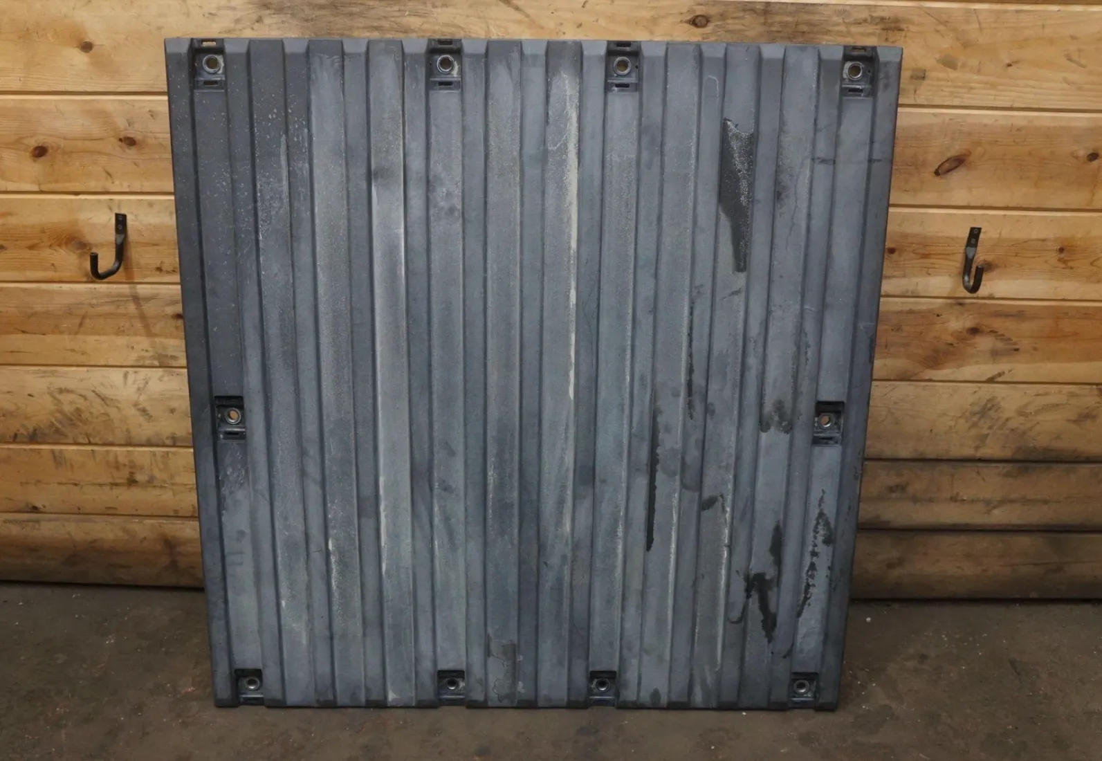 1818780-00-D Підлога вантажної платформи у зборі BED FLOOR ASSEMBLY