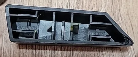 1864036-00-F Перемикач подушки сидіння 1-го ряду — сірий лівий бік 1ST ROW SEAT SWITCH CUSHION GREY – LEFT HAND