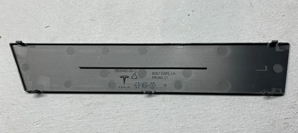 1859400-00-C Кришки болтів переднього багажника (франка) — ліва сторона FRUNK BOLT CAPS – LEFT HAND