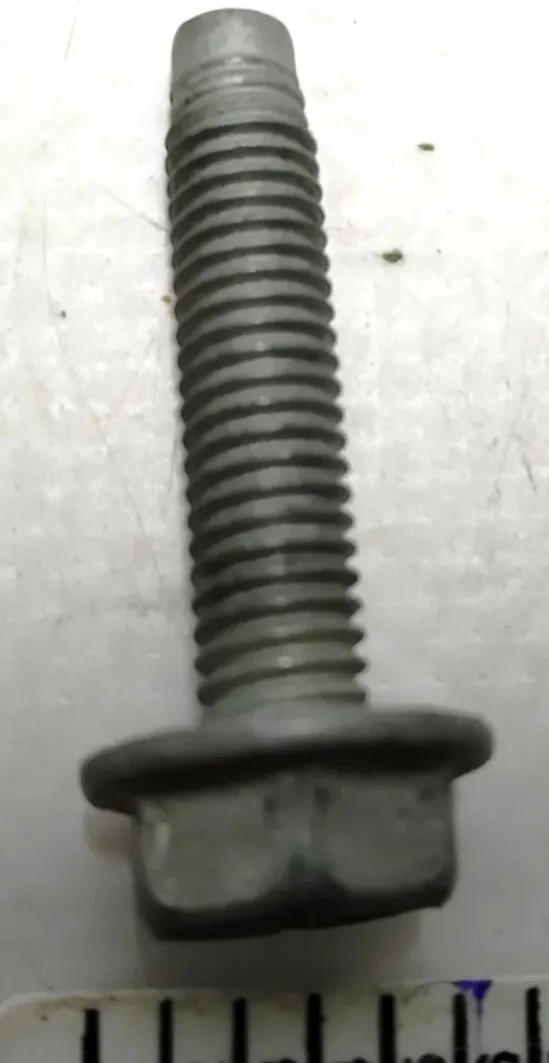 1005817-00-A Шестигранний болт M6×1.00×25 HEX BOLT