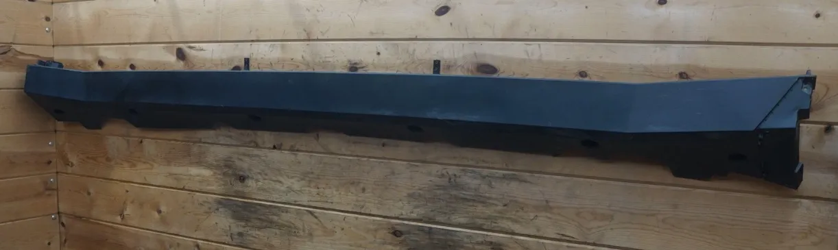 1816597-00-C Збірка клапанної кришки (кришки рокера) — ліва сторона ROCKER COVER ASSEMBLY – LEFT HAND