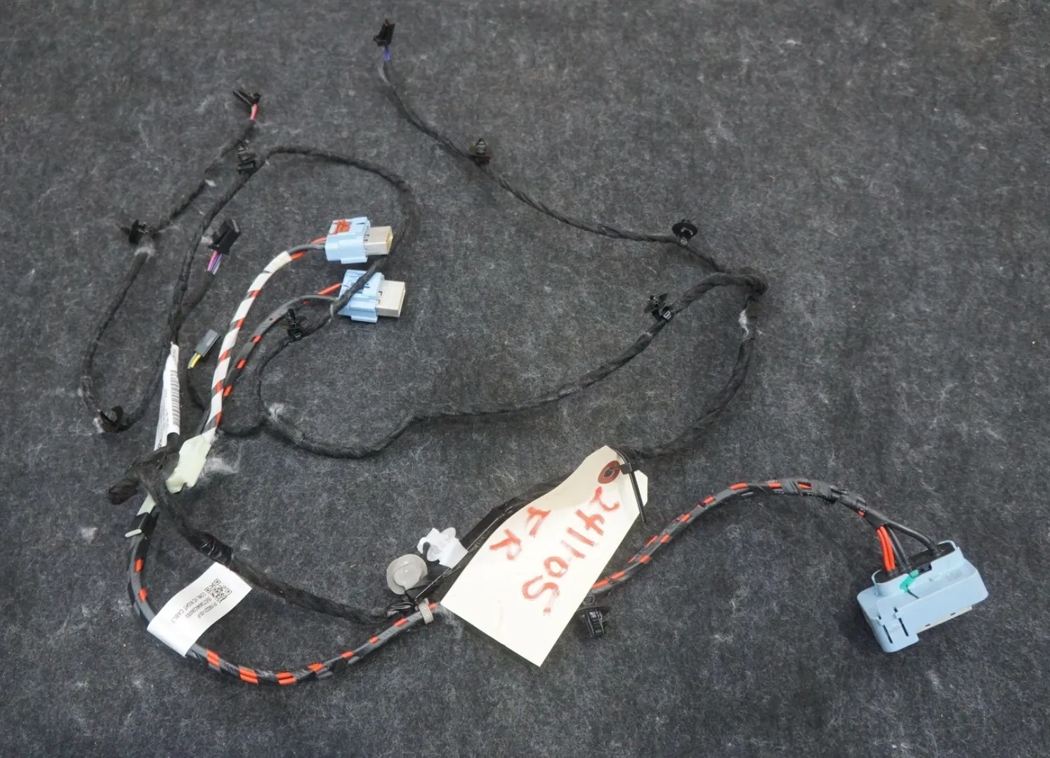 1781762-00-F Жгут динаміків жабо HARNESS-COWL SPEAKER
