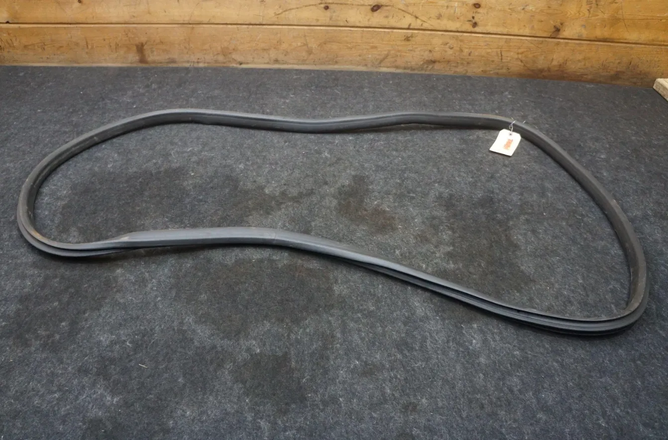 1807545-00-E Основний ущільнювач кузова передній лівий PRIMARY BODY SEAL – FRONT – LEFT HAND