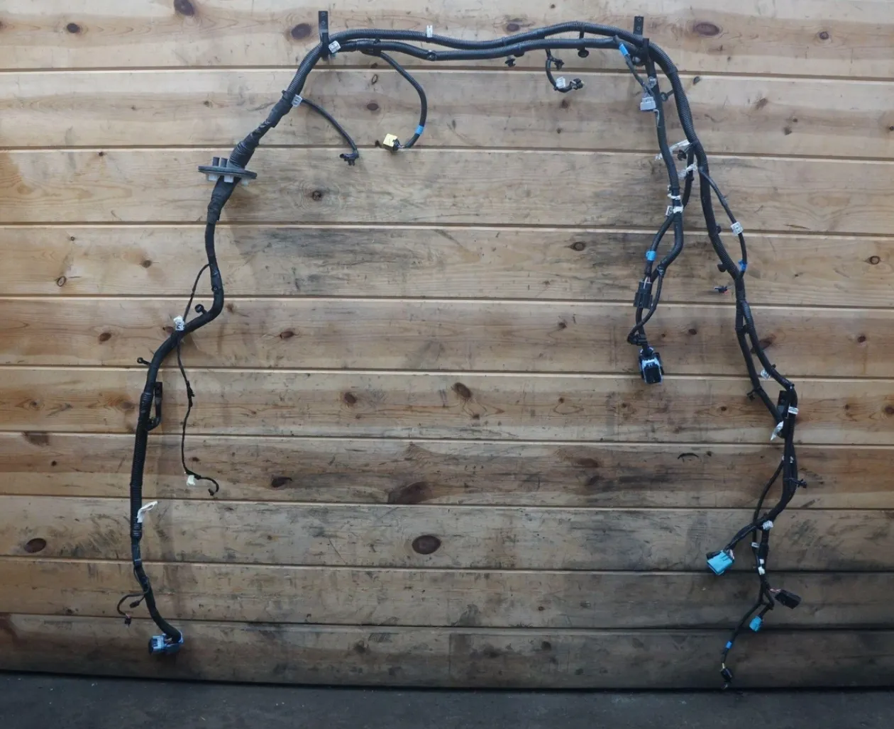 1682241-00-G Жгут кузова (коробу) правий HARNESS-BED RIGHT