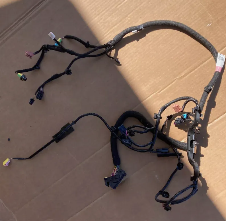 1682249-00-F Жгут проводки сидіння першого ряду — лівий бік 1R SEAT HARNESS ASSEMBLY – LEFT HAND