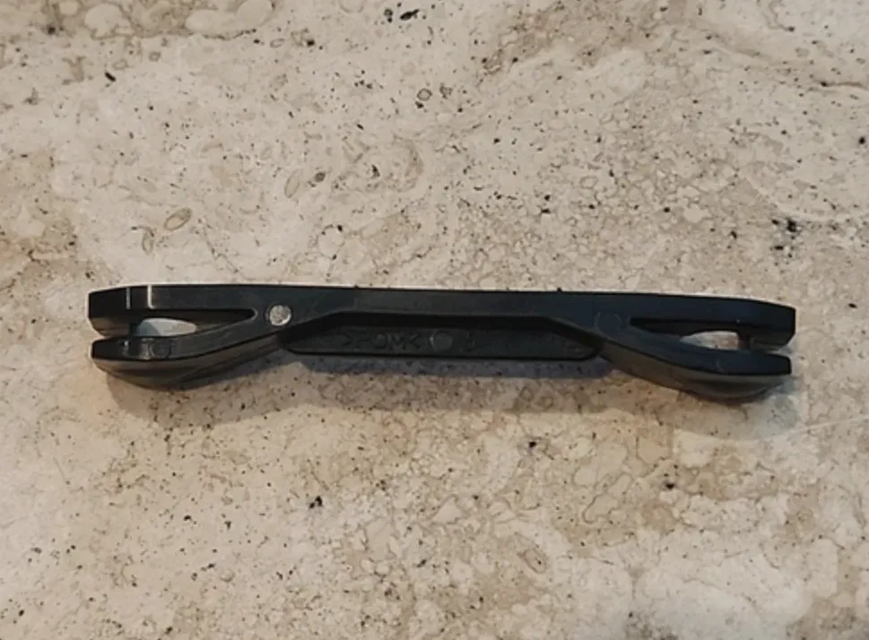 2006986-00-A Y-подібна реактивна кліпса для тонно Y REACT CLIP