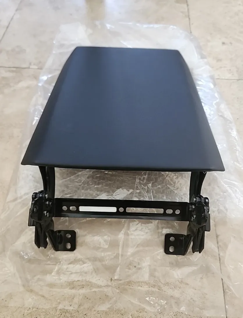1937202-00-E Збірка петлі підлокітника ARMREST HINGE ASSEMBLY