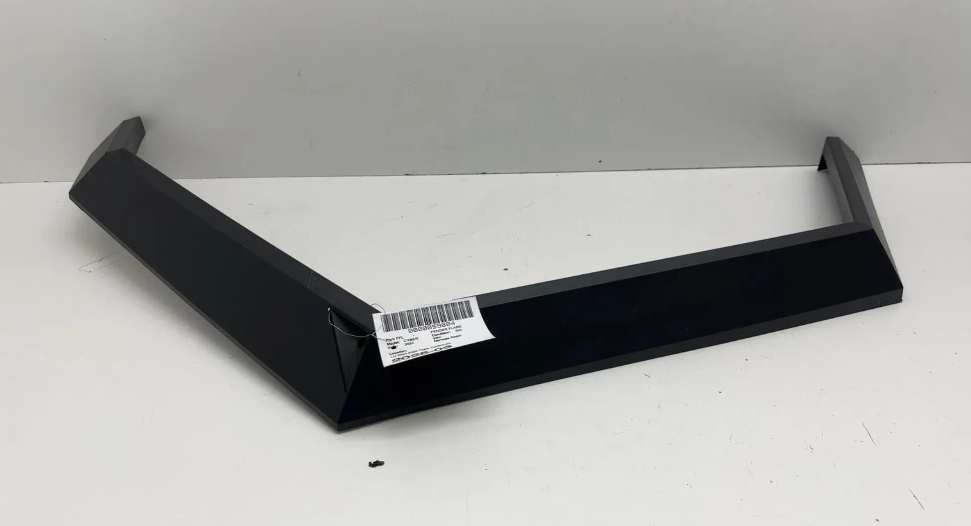 1783418-00-D Ліва розширювальна накладка переднього крила FRONT FENDER FLARE – LEFT HAND