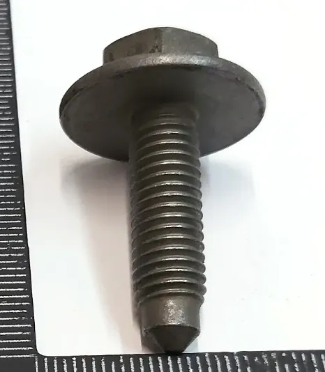 1112247-00-A Гвинт (болт) M8 x 28 мм BOLT