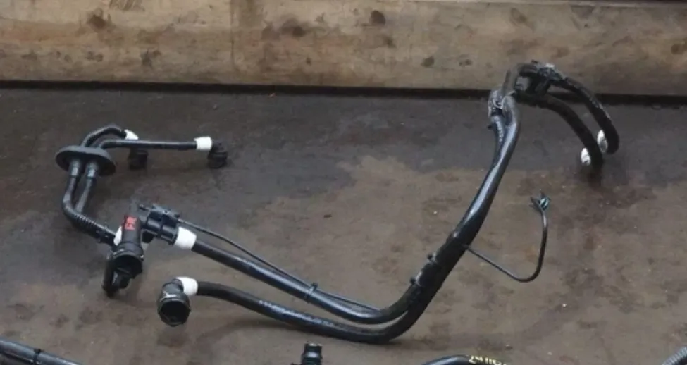 1871819-00-G Шланг – комплект охолоджуючої рідини для акумулятора HOSE- BATTERY COOLANT BUNDLE