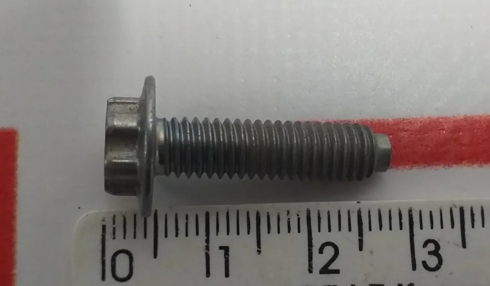 1100020-00-A Болт М6-10Х23 BOLT