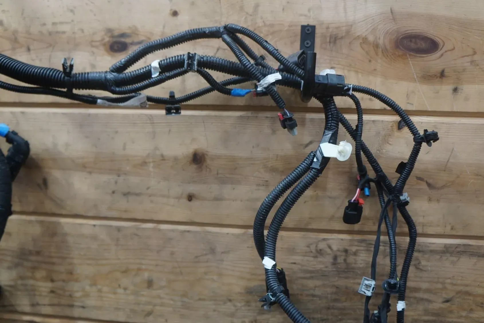 2812969-01-B Жгут лівого фронку HARNESS-LEFT FRUNK
