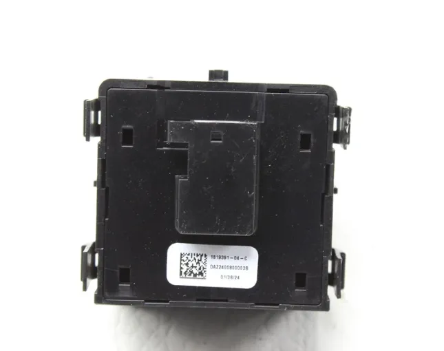 1819391-04-C Поясна обшивка — білого кольору передня права сторона WINDOW SWITCH – PASSENGER