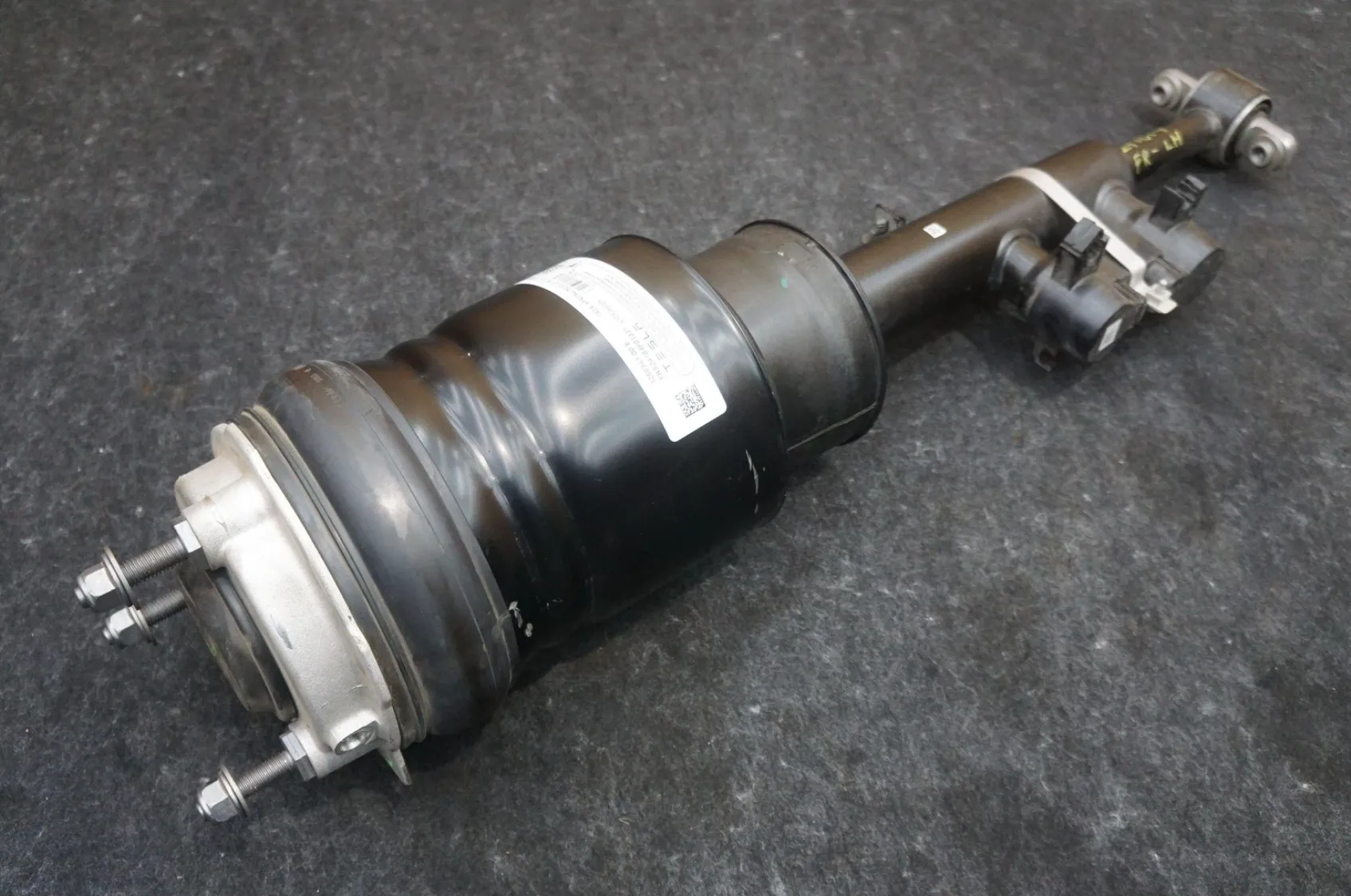 1250361-00-E Передній модуль пневматичної пружини — ліва сторона FRONT AIR SPRING MODULE – LEFT HAND