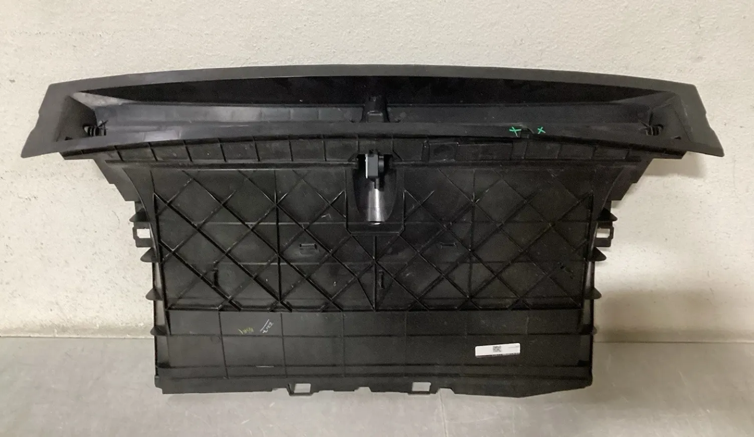 1738006-00-C Активна заслінка передньої решітки ACTIVE GRILLE SHUTTER
