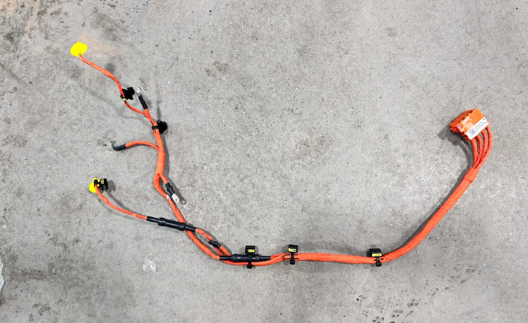 1848040-00-J Пучок високовольтної проводки пристрою (кластера) DEVICE CLUSTER HIGH VOLTAGE HARNESS