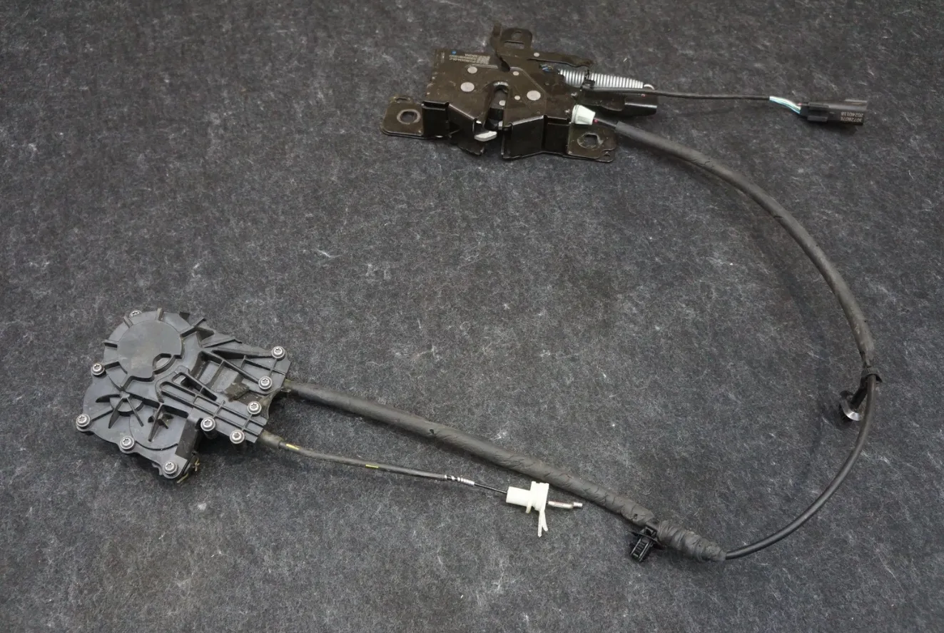 1852435-00-B Привід замка капота HOOD LATCH ACTUATOR