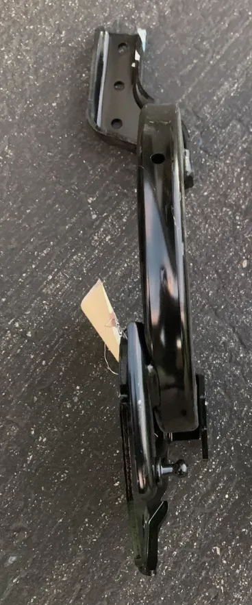 1856559-99-C Ліва електроприводна петля переднього багажника POWERED FRONT TRUNK HINGE – LEFT HAND