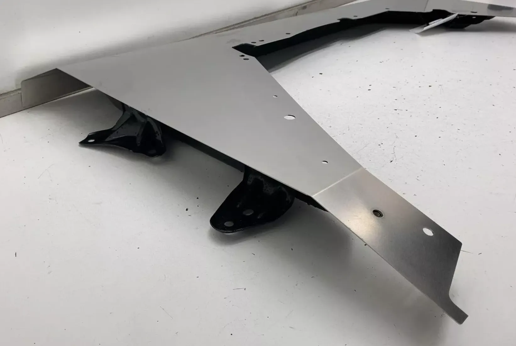 1900764-9N-A Збірка правого крила ASSEMBLY – FENDER – RIGHT HAND