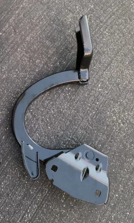 1856560-99-C Права електроприводна петля переднього багажника POWERED FRONT TRUNK HINGE – RIGHT HAND