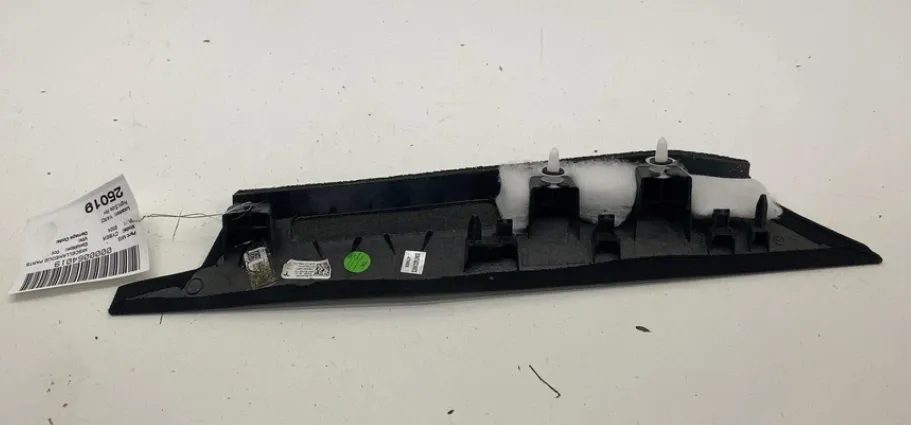 1818553-99-D Збірка задньої бокової панелі — права сторона QUARTER PANEL ASSEMBLY – RIGHT HAND