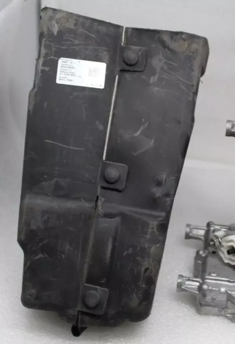 1944168-00-B Акустичний кожух компресора змінного струму 1 кВ ACOUSTIC COVER- 1KV AC COMPRESSOR