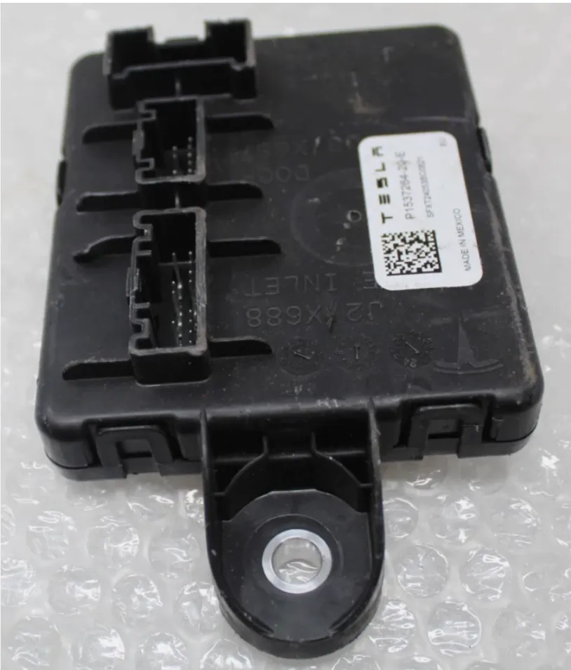 1537264-40-F Блок керування зарядним портом (ECU) в зборі покоління 4 ASSEMBLY CHARGE PORT CONTROLLER ECU GEN 4