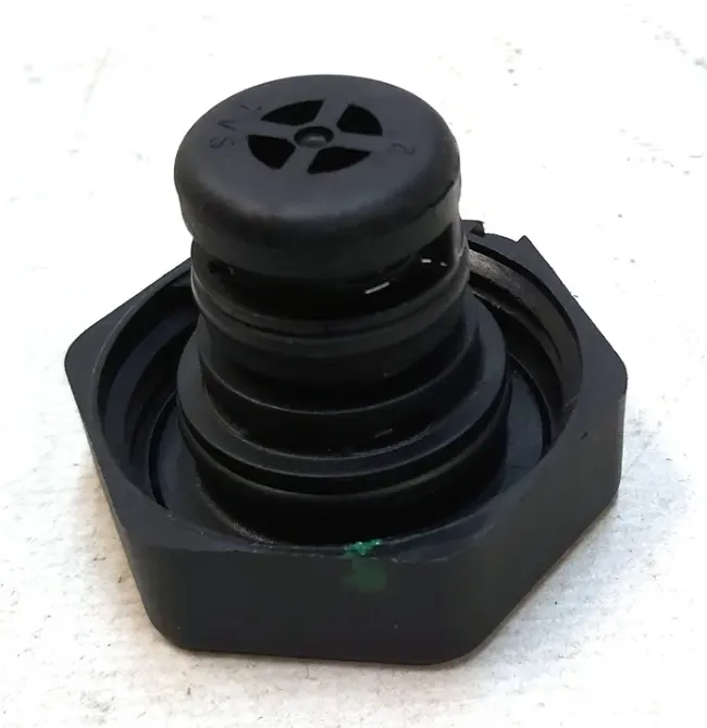 1546750-00-A Кришка розширювального бачка охолоджувальної рідини COOLANT BOTTLE CAP