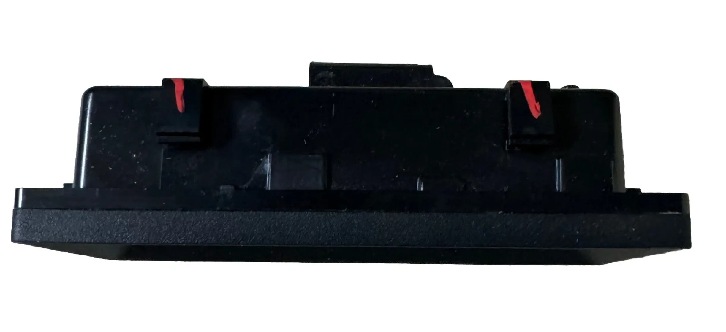 1819392-00-E Перемикач кришки вантажного відсіку (Tonneau) TONNEAU SWITCH