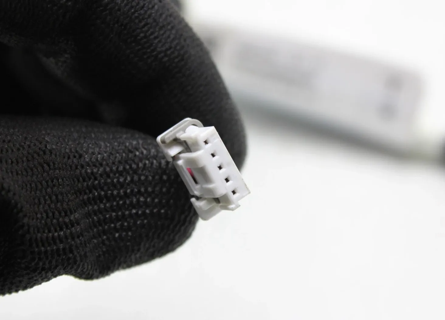 1682255-01-F Жгут обшивки правої стійки A HARNESS-RIGHT A-TRIM